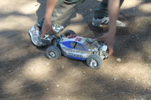 Prima gara di auto a scoppio 1/8 Off-Road
