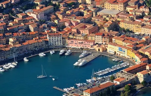 Mostra mercato "L'Isola dei ricordi"