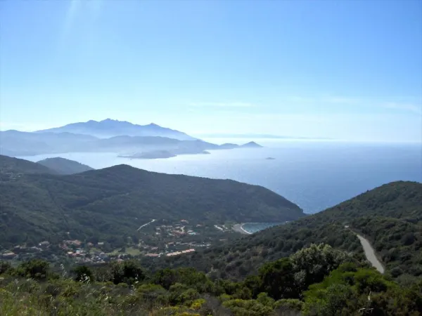 Elba orientale: il respiro leggero della vetta