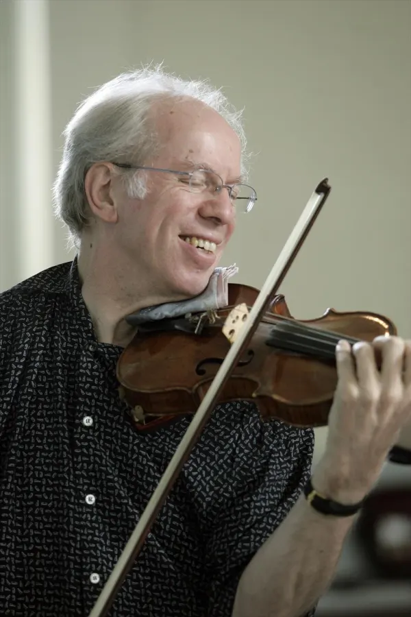 Il violino di Gidon Kremer al Duomo di Rio nell’Elba