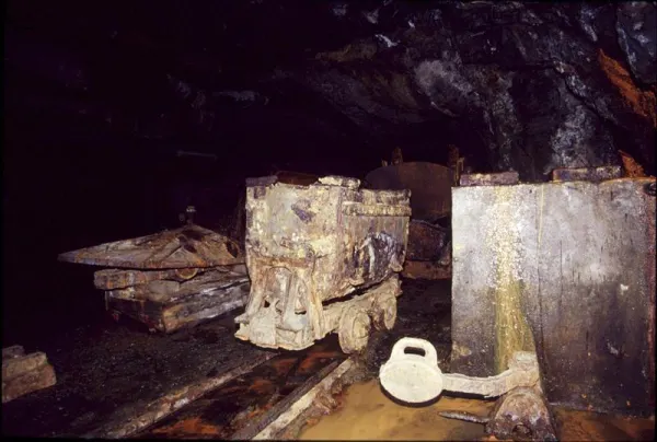 Trekking minerario alla "Vecchia Ferrovia"