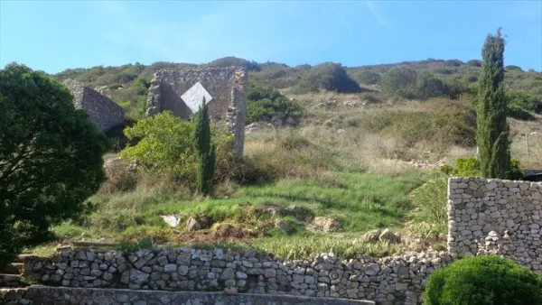 Passeggiata alla scoperta del Borgo di Rio e del Borgo scomparso