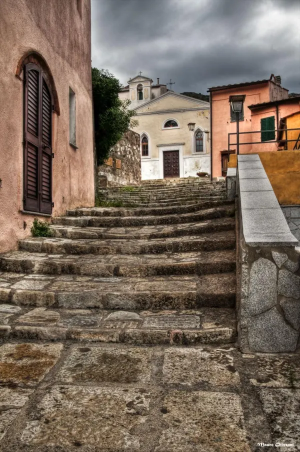 "Rio nell' Elba, un paese da scoprire", Mostra fotografica di Mauro Ghizzani