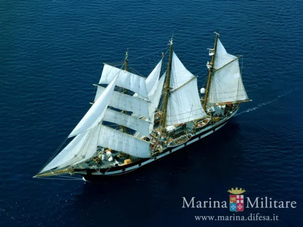 Visita Nave Palinuro a Portoferraio