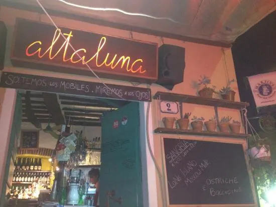 APERITIVO CON MERCATINO NATALIZIO