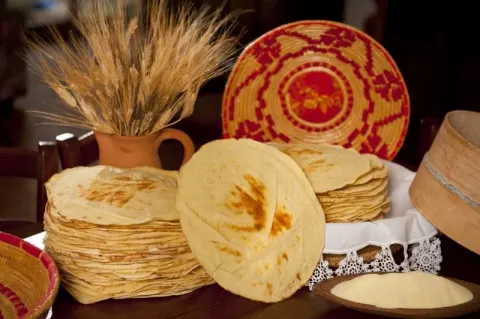 Laboratorio di cucina tradizionale sarda - Pecora bollita e pane frattau