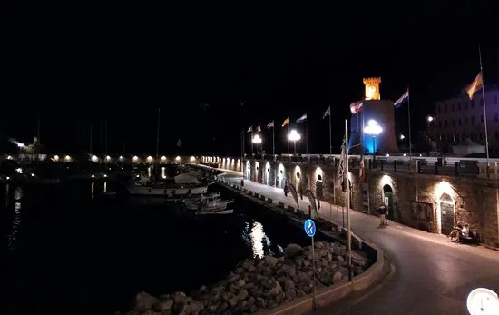 Isola d’Elba. Passeggiando a colori 