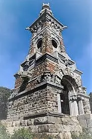 Isola d’Elba. Tesori nascosti: Mausoleo Tonietti e architettura urbana