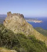 Fortezza del Volterraio. Visitare il sito più suggestivo dell’isola.