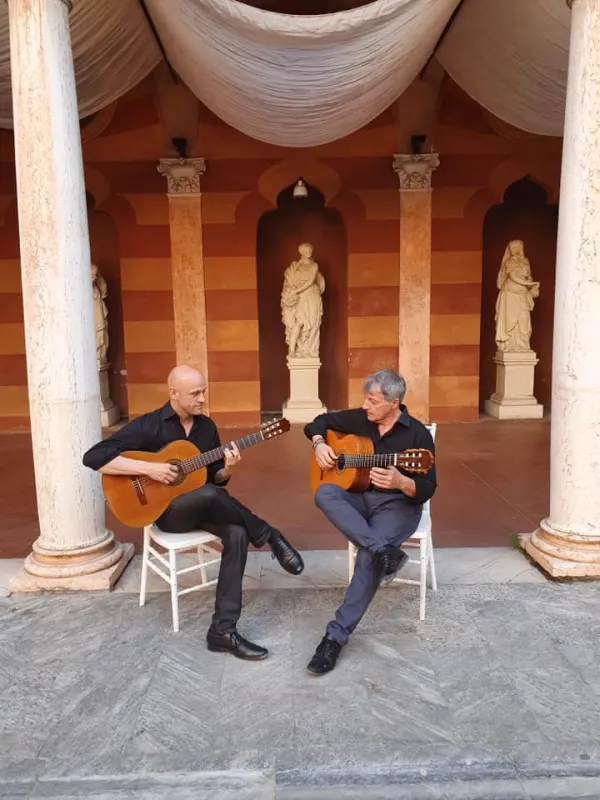 Duo Mosaico: concerto di chitarre classiche