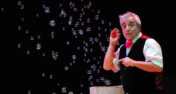 Le Domeniche a Teatro -  Il Circo delle pulci del prof. Bustric