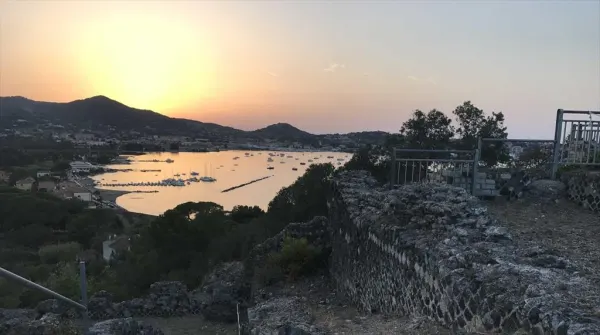 Aperitivo alle Grotte
