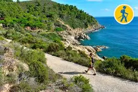 Via dell’Essenza – Trekking sulla Via dei Rosmarini